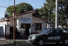 Mujer policía robo