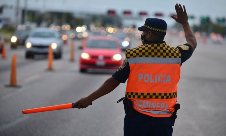 Caminera policía